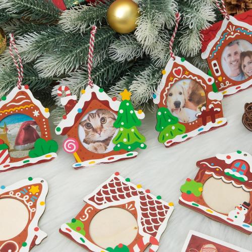 24PCS Christmas Picture Frame Ornaments, 12 Styles Wooden Gingerbread House Photo Frame Ornaments with Strings, Printed Hanging Ornaments for Christmas Tree, Party Decor