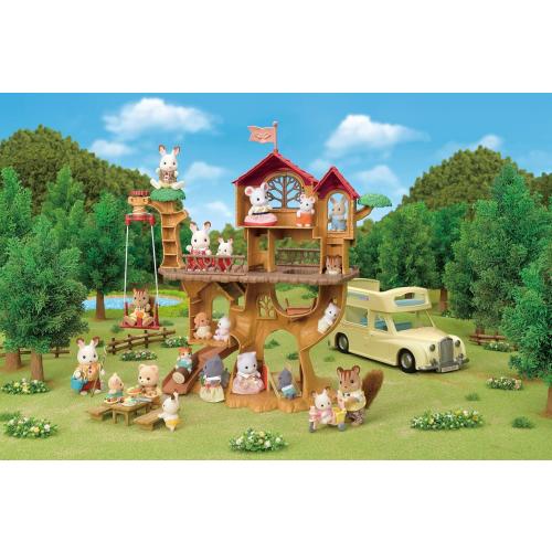 Calico Critters Adventure Treehouse Gift Set, Collectible Dollhouse, Figure and Accessories