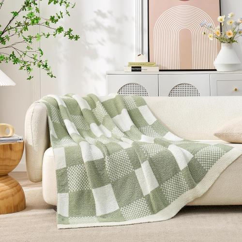 Snuggle Sac Checkered Blanket, Sage Green Throw Blanket for Couch Plaid Microfiber Fluffy Warm Cozy Fuzzy Soft Throw Blanket Reversible Checker Blankets for Sofa, Chair, Bed, 50x60 inches