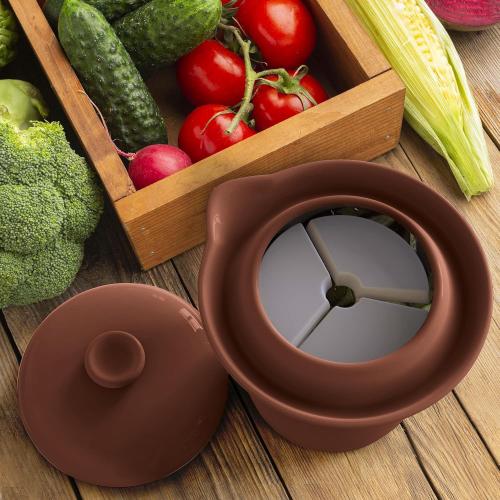 Fermentation Crock Jar Fermenting Crock with Glazed Weights- Onggi Kimchi Pot for Fermenting Delicious Kimchi, Kombucha & Pickles - Stoneware Sauerkraut Crock Pickling Fermenter (4L BROWN)