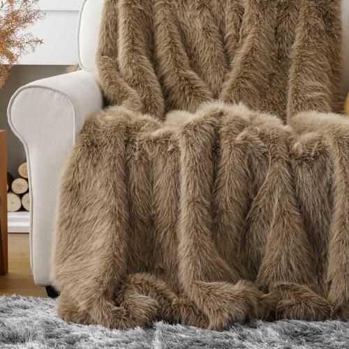 BATTILO HOME Luxury Tan Fluffy Faux Fur Throw Blanket, Cozy Warm Large Fur Blanket for Couch, Sofa, Chair, Bed, Plush Fuzzy Fur Throws with Long Pile, 60x80(Khaki)