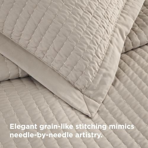 Bedsure Quilts Queen Size - Queen Quilt Bedding Set Bedspread Coverlet Comforter, Lightweight Neutral Striped Bedding, 3-Piece Set with 90x96 Coverlet & 2 Pillow Shams, All-Season Soft Microfiber