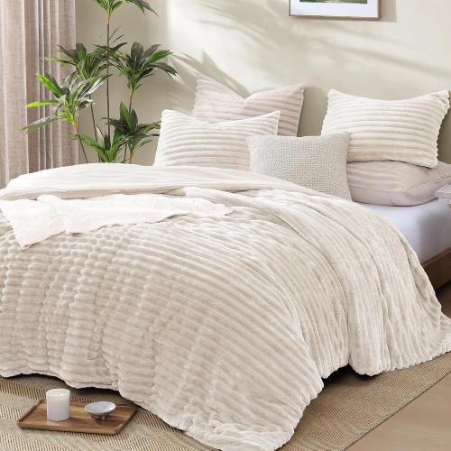 Geniospin Luxury Fluffy King Comforter Set-3 Pieces, Ivory Comforter King Size All Seasons, Faux Fur Bedding Set, Plush Fuzzy Comforter(Ivory, 102''x90'')