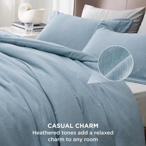 Bedsure Queen Comforter - Storm Blue Soft Bedding for All Seasons, Cationic Dyed Bed  Queen Size Comforter (90x90)