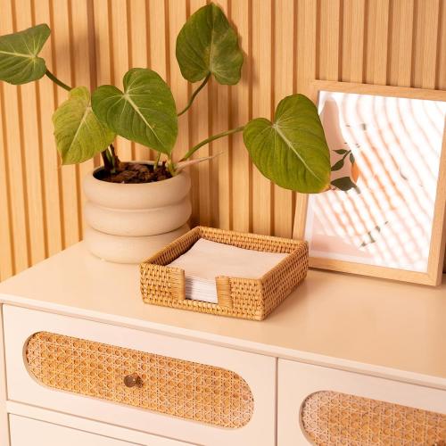 Rattan Napkin Holder Square, Napkin Holders for Paper Napkins, 7.5 x 7.5 x 2.5, Wicker Napkin Tray, Woven Guest Towel Holder for Restaurant/Kitchen/Bathroom Napkin Holder for Table