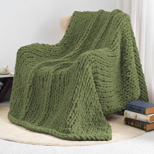Size Large Color Green Chunky Knit Throw Blanket , 100% Handmade with Soft Chenille Yarn, 4.4lbs Thick Cable Knitted Blankets, Large Rope Knot Crochet Throws for Couch Sofa Bed Home Decor, Olive Green