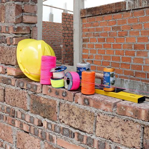 Mason Line, 1000 Feet #18 Braided Nylon Mason line String Perfect for Masonry Jobs and for The Layout of General Construction, Gardening, DIY Project, Fluorescent Pink