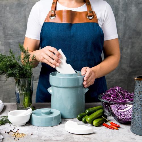 Fermentation Crock Jar Sauerkraut Crock - For Onggi Kimchi Pot (0.5 Gallon) Ceramic Fermenting Crock with Glazed Weights for Fresh Chinese Pickle, Kimchi & Kombucha - Stoneware Pickling Crock
