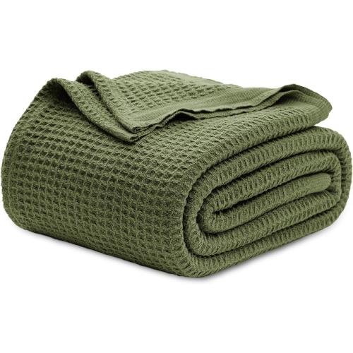 Large green waffle blanket