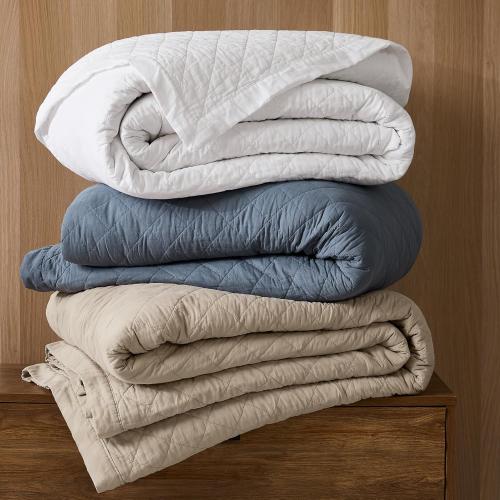 WDCOZY 100% Pre-Washed Cotton King Size Quilt Set - White Ruffle Box Soft Lightweight Bedspread, Textured Like Linen, Farmhouse Country Rustic Coverlet, Shabby Chic Gauze Bedding, 3 Pieces