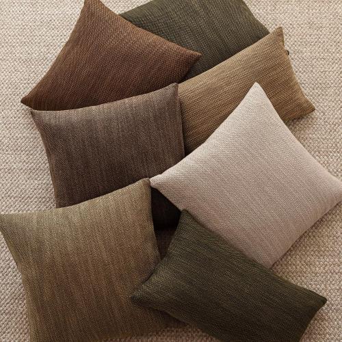 Foindtower Set of 2 Decorative Textured Burlap Linen Throw Pillow Covers Farmhouse Boho Cushion Cover Solid Accent Pillowcase for Couch Sofa Bed Living Room Home Decor,20×20 Inch,Cocoa Brown