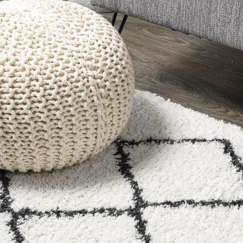 JONATHAN Y Cami Diamond Shag White/Gray Runner Rug, 2x8, Moroccan, Bohemian, Contemporary, Easy-Cleaning for Living Room, Bedroom, Kitchen, Pet Friendly, Non-Shedding (MOH410A-28)