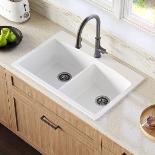 Karran Drop-In 33-in x 22-in White Quartz Double Equal Bowl 1-Hole Kitchen Sink (the corner is broken )