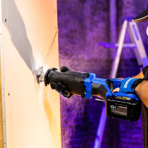 Kobalt 24-volt Variable Brushless Cordless Reciprocating Saw (Battery and Charger Not Included) (no test)