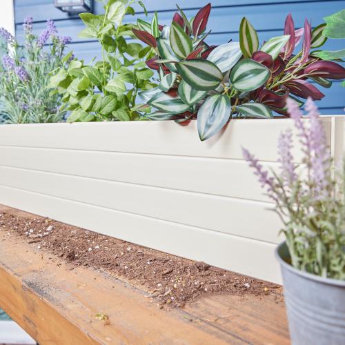 New Age Garden Rectangle 7.3-in W Medium Off-white Mixed/Composite Outdoor Window box with Drainage Holes