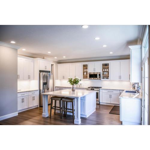 DALS Lighting White 4-in 770-Lumen Switchable White Round Dimmable LED Canless Wet Rated Recessed Downlight