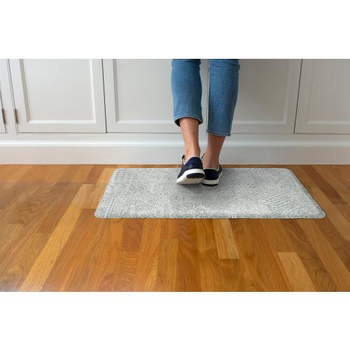 FloorPops 1-2/3-ft x 2-2/3-ft Grey PVC Rectangular Indoor Decorative Novelty Anti-fatigue Mat