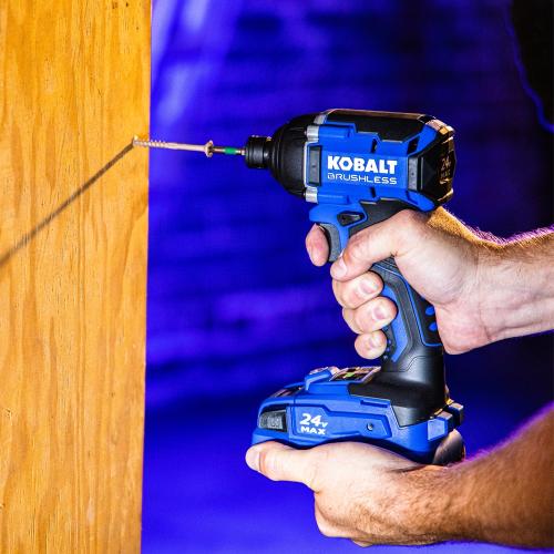 Kobalt 24-volt 1/4-in Brushless Cordless Impact Driver (Battery and Charger Included with Soft Bag)