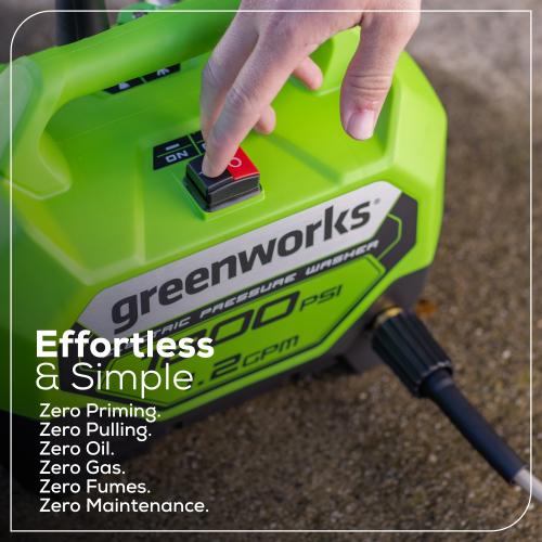 Greenworks 1800-PSI 1.2-GPM Cold Water Electric Pressure washer with 2 Spray Tips