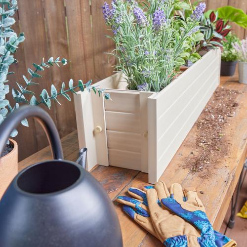 New Age Garden Rectangle 7.3-in W Medium Off-white Mixed/Composite Outdoor Window box with Drainage Holes