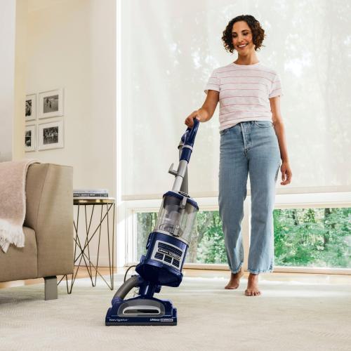 Shark - Navigator Lift-Away Deluxe Upright Vacuum with Anti-Allergen Complete Seal - Blue