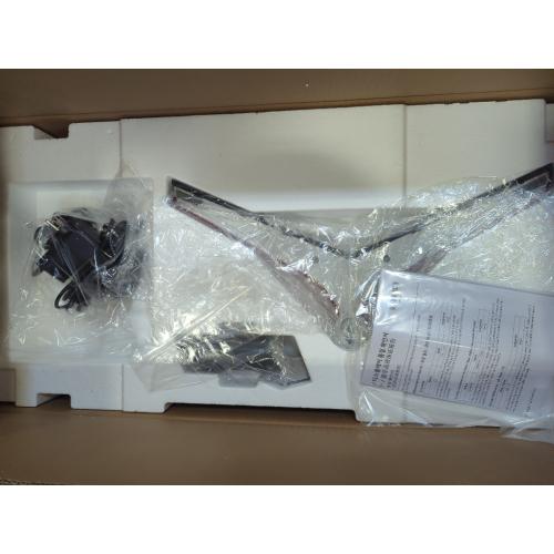 LG 29WP60G-B UltraWide Monitor 29 21:9 FHD (2560 x 1080) IPS Display, sRGB 99% Color Gamut, HDR 10, USB Type-C Connectivity, 3-Side Virtually Borderless Display - Black