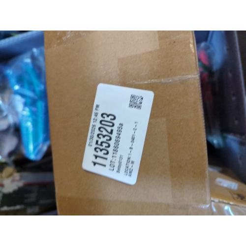 Ski & Snowboard Rack for Car Roof, 27.5'' Loading Width Fits 6 Pairs of Skis or 4 Snowboards, Aluminum Roof Rack with Lock & Rubber Padding