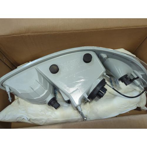 Headlights for Peterbilt 387 325 330 335 337 340 348 382 384 386 Truck High and Low Beam Bulb Left Driver Side Headlamp