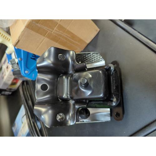 Set of 2, Engine Motor Mount Compatible with Fits 2007-2014 Tahoe Silverado Suburban Avalanche Sierra Yukon Escalade A5365HY 15854939