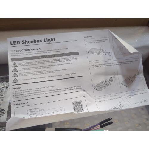 YXL LED Parking Lot Light, 200W LED Shoebox Light with Dusk to Dawn Photocell,28000LM 5000K Daylight Arm Mount, IP65 Waterproof, LED Area Light for Parking Lot Sports Stadium, 3 Pack