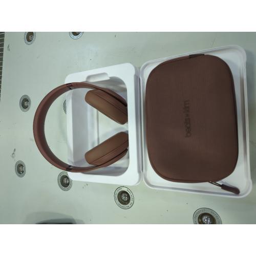 Earth Beats Studio Pro x Kim Kardashian – Bluetooth Noise Cancelling Headphones, Personalized Spatial Audio, USB-C Lossless Audio, Apple & Android Compatibility, Up to 40 Hours Battery Life - Earth