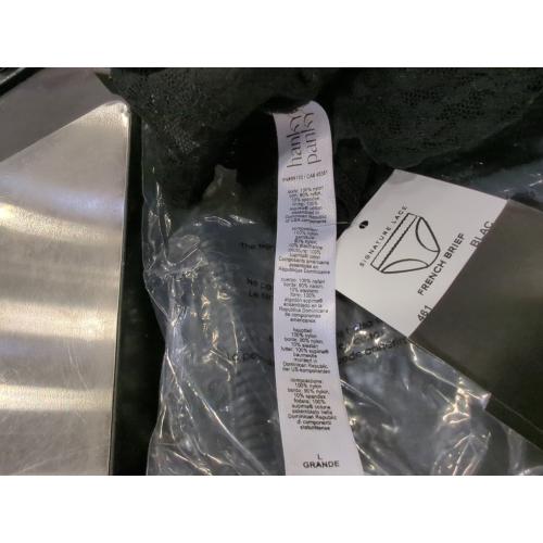 Size Large hanky panky Women's Daily Lace Plus Boyshort Panty