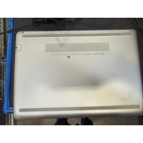 HP Notebook - 14-dk0061nr With Charger