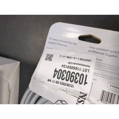 Insignia™ - 50' Cat-6 Ethernet Cable - Gray