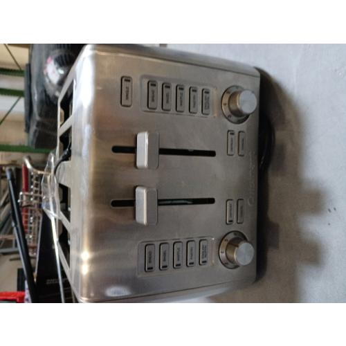Cuisinart Custom Select 4-Slice Toaster