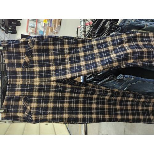 Liverpool Womens Stella Pull-on Mid-Rise Kick Flare Plaid Jacquard Knit