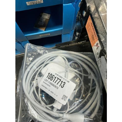 Apple 60W MagSafe Power Adapter (for previous generation 13.3-inch MacBook and 13-inch MacBook Pro)