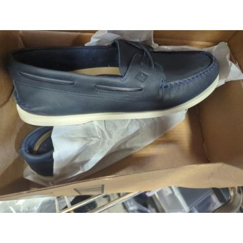 Size 4 Color Blue Mens Shoes Authentic Original 2-Eye Seasonal Boat Shoe