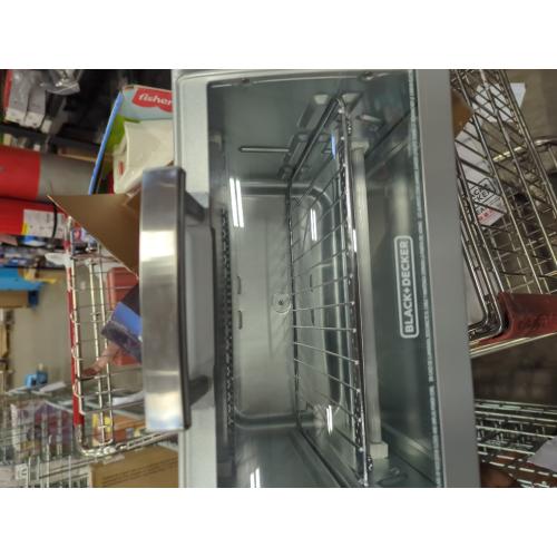 BLACK DECKER 4 Slice Toaster Oven Stainless Steel TO1700SG - New (tt)