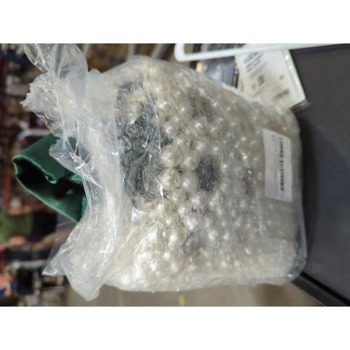 COLOR GREEN YUSHINY Women Faux Pearl Beaded Pleuche Handle Bag Hollow Evening HandBag with Velvet Lining for Wedding Party
