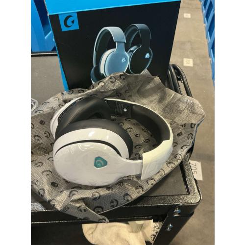 Gtheos 2.4GHz Wireless Gaming Headset for PS5, PS4 Fortnite & Call of Duty/FPS Gamers, PC, Nintendo Switch, Bluetooth 5.3 Gaming Headphones with Noise Canceling Mic, Stereo Sound, 40 Hr Battery -White