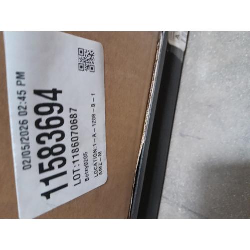 18 Inch Wire Metal Clothes Hangers Bulk 100 Pack, Extra Long for Large Size Suits, Coats, Shirts, Pants, Skirts, Ultra Thin, Space Saving, Non Slip, Silver