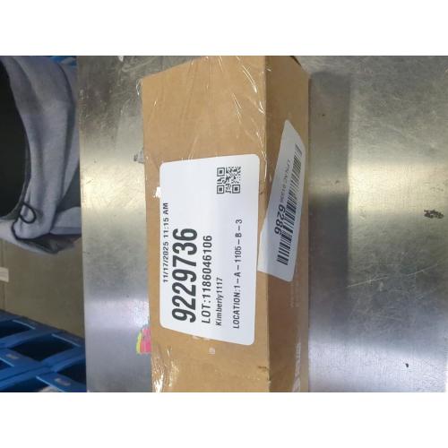 Missfive Photochromic Bifocal Reading Glasses Men Blue Light Protection, Designer Transition Retro Computer Readers Far and Near Dual-Use Lens Stylish Vintage Eyeglasses Glossy Black Eyewear, 1.5x