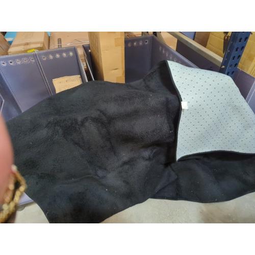 Chicrug 4x6 Minimalist Washable Area Rugs for Bedroom Living Room Classroom, Modern Soft Memory Foam Rug for Kids Nursery, Low Plie Indoor Carpet for Dorm Dining Office Bedside Room Decor, Black