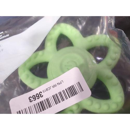 Star-Shaped Vibrating Teether for Baby & Sensory Chew Toys for Autistic Children, Toddler Travel Essential, Food-Grade Silicone, 3X Vibration Settings