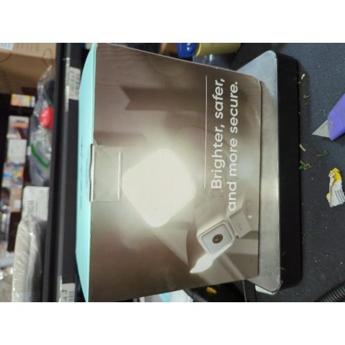 Wired Outdoor Wi-Fi Floodlight Home Security Camera