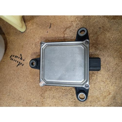 No.8816208060 Cruise Control Distance Radar Sensor for Toyota Sienna 2021-2024 Black Automotive Car Cruise Control Module Unit Plastic,Metal 1 Pcs