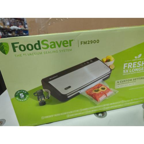 FoodSaver Vacuum Sealing System with Handheld Sealer Attachment