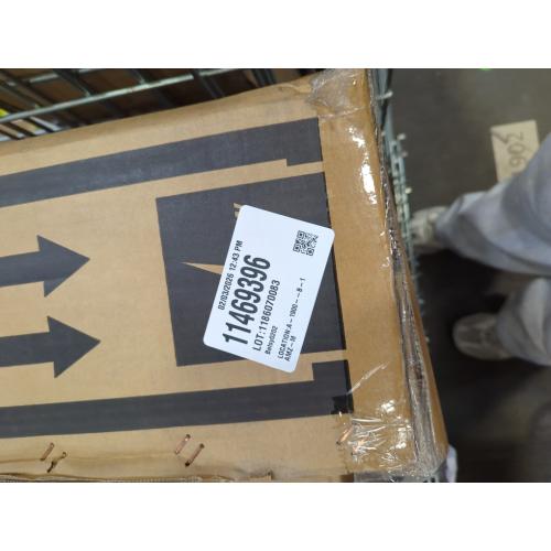 Medline Transfer Bench for Bathtubs and Showers, Adjustable Shower Bench and Bath Seat For Seniors and adults, Slip-resistant Feet, Heavy-Duty 400 lb. Weight Capacity, Tool-Free Assembly