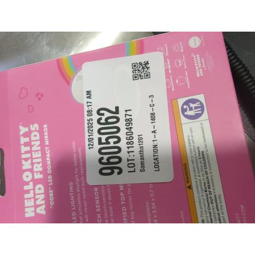 Hello Kitty and friends compact mirror with LED light